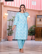 Thumbnail for Juniper Women's Rama Green Floral Printed Cotton Kurta Set With Mirror & Thread Work - Distacart