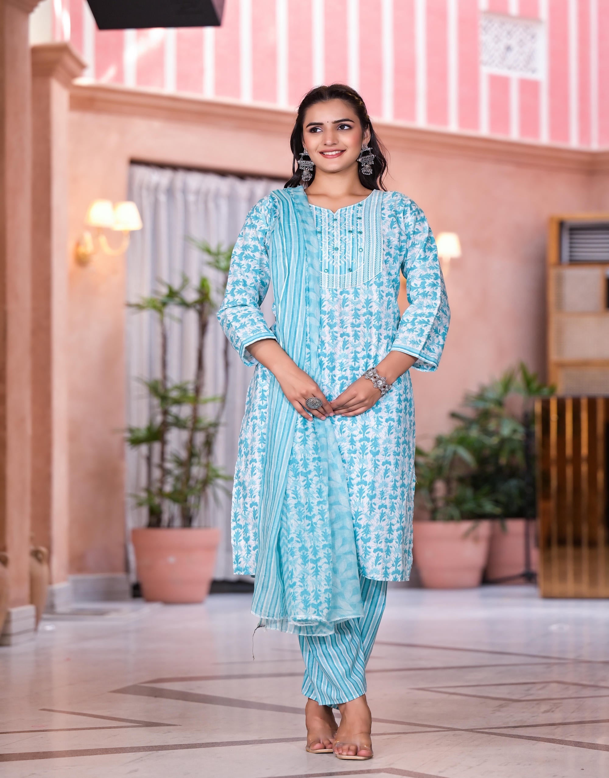 Juniper Women's Rama Green Floral Printed Cotton Kurta Set With Mirror & Thread Work - Distacart
