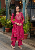 Thumbnail for Juniper Women's Pink Georgette Printed Kurta Set - Distacart