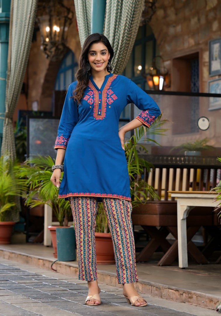 Juniper Women's Blue Thread Embroidered Liva Rayon Short Kurta And Pant Set With Buttons & Coins - Distacart