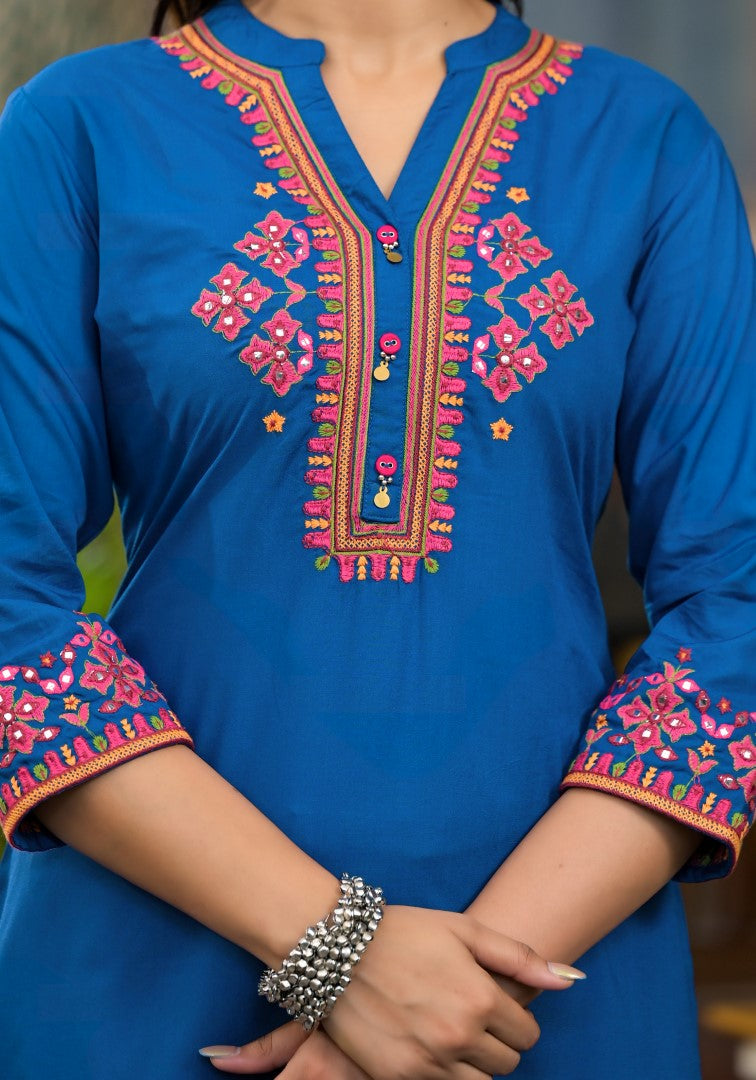 Juniper Women's Blue Thread Embroidered Liva Rayon Short Kurta And Pant Set With Buttons & Coins - Distacart