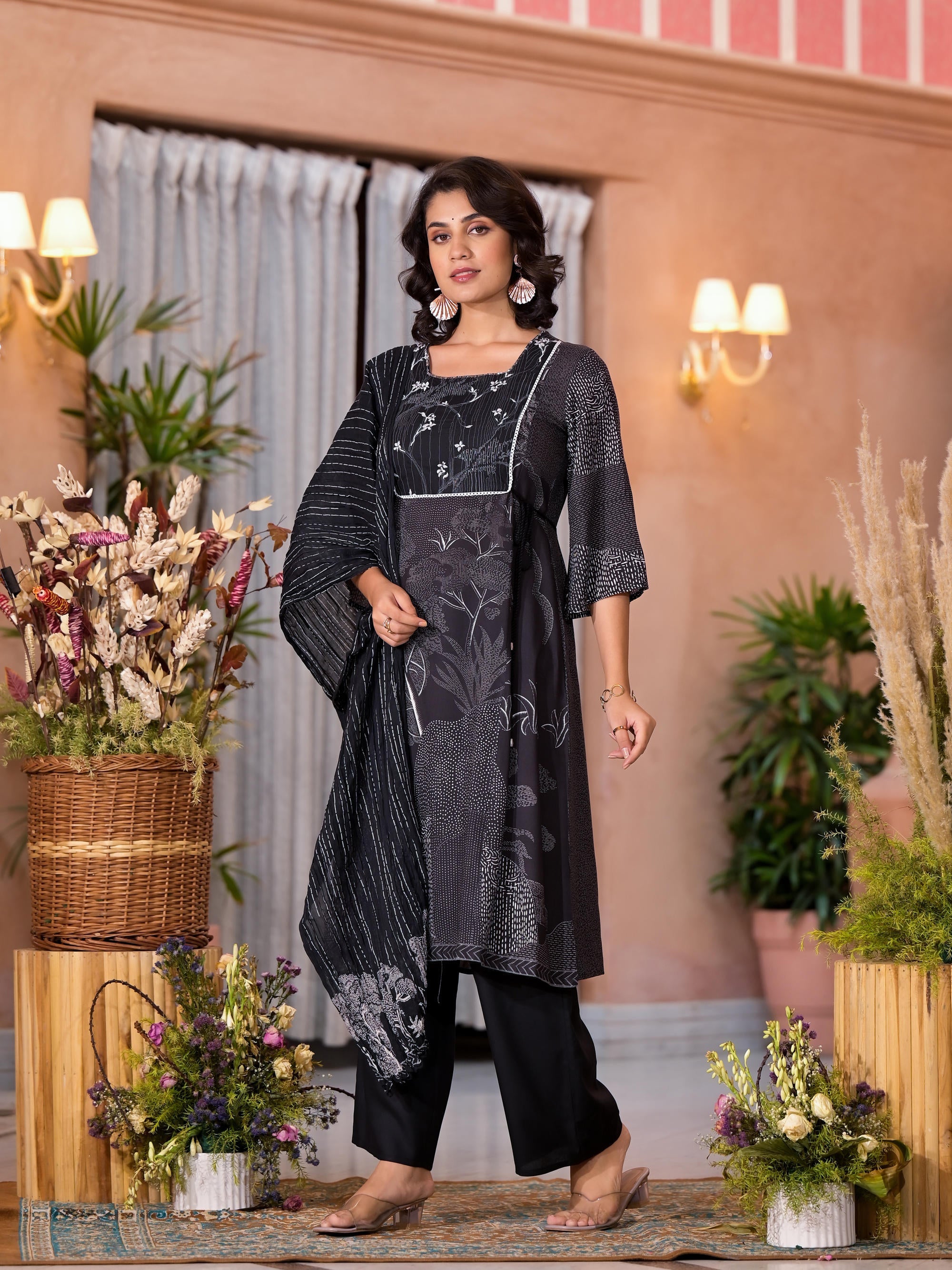 Juniper Women's Black Viscose Rayon Printed Kurta Set - Distacart