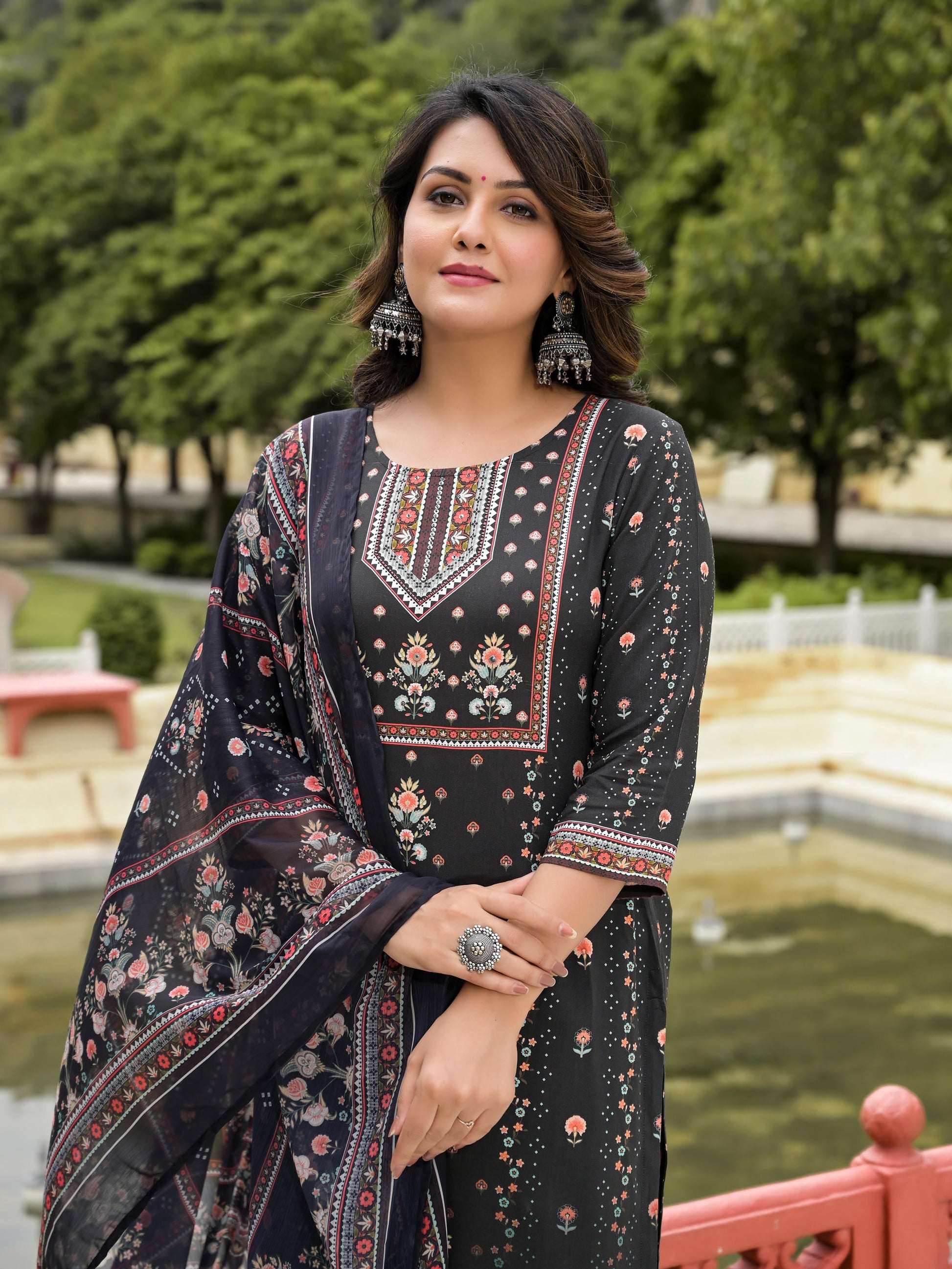Juniper Women's Black Viscose Rayon Printed Kurta Set - Distacart