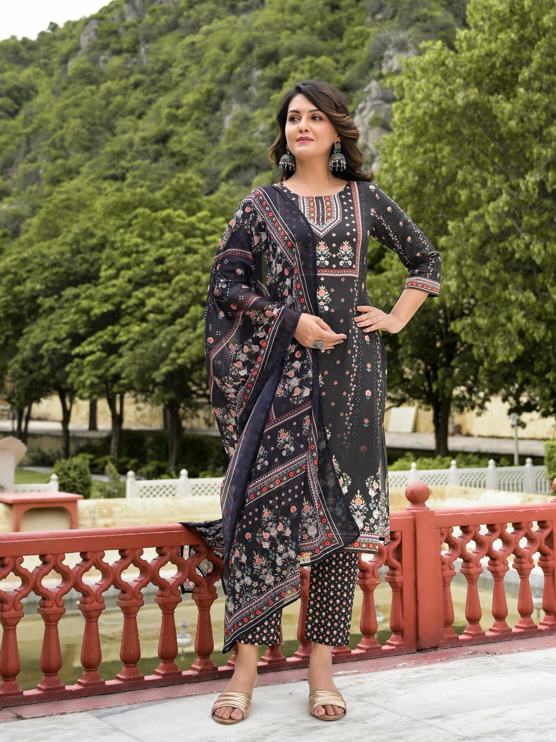 Juniper Women's Black Viscose Rayon Printed Kurta Set - Distacart
