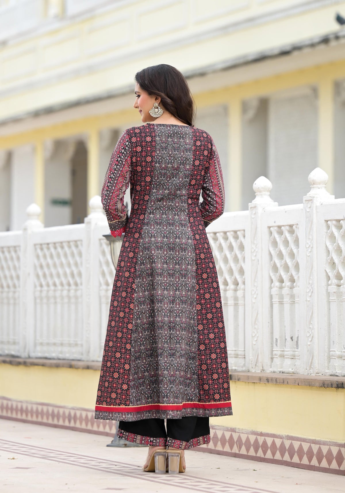 Juniper Women's Black Silk Blend Printed Kurta Set - Distacart