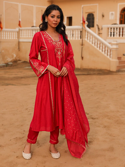 Juniper Women's Pink Viscose Rayon Embroidered Kurta Set - Distacart