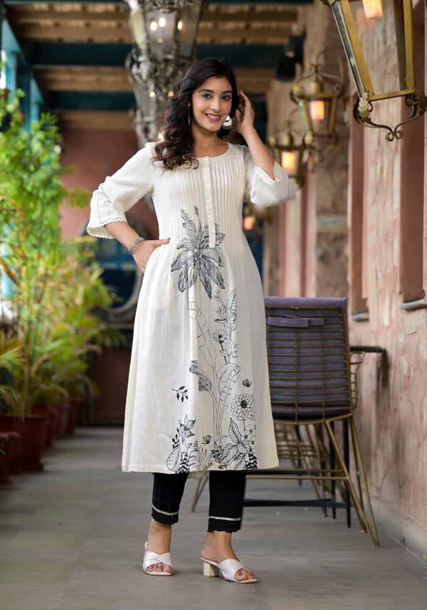 Juniper Women's Natural Floral Printed Kurta With Buttons & Lace - Distacart