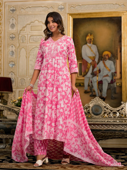 Juniper Women's Pink Floral Printed Liva Rayon Kurta Set With Thread & Mirror Work - Distacart