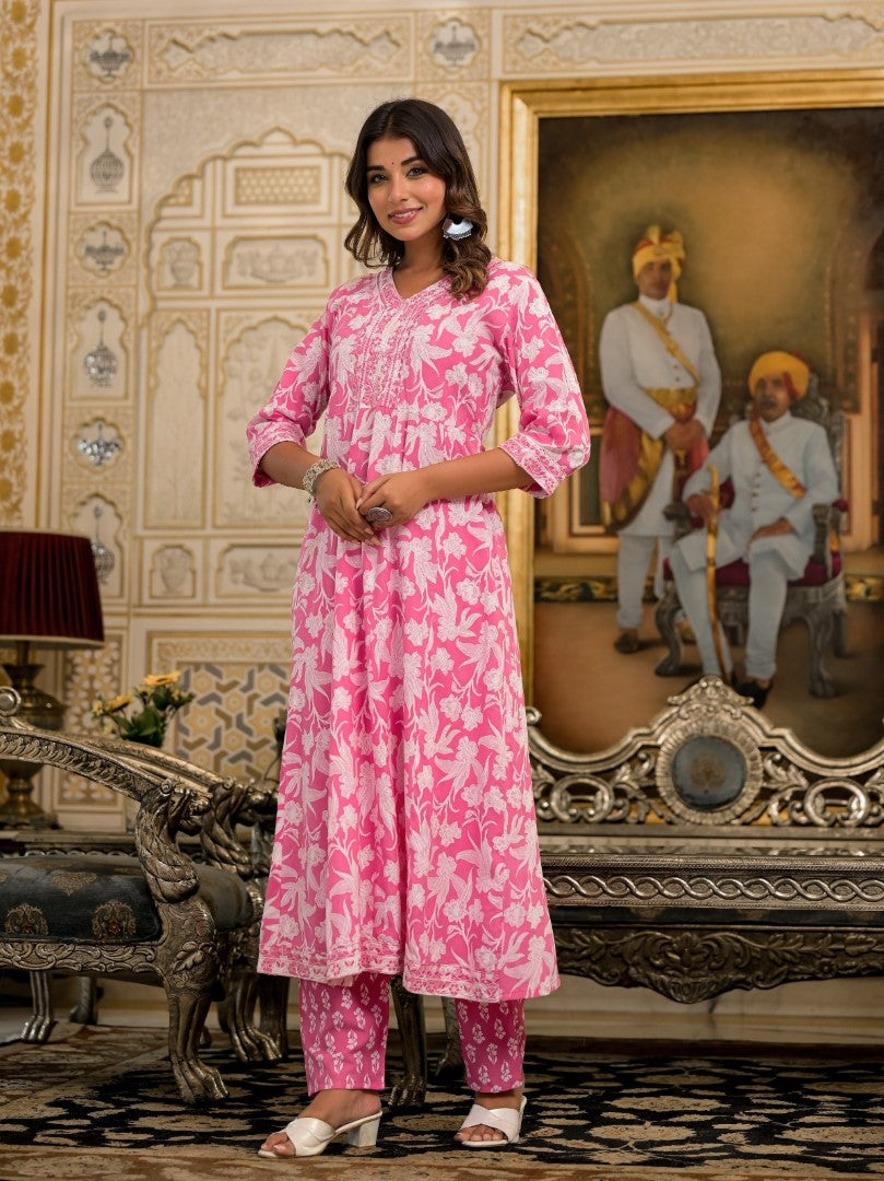 Juniper Women's Pink Floral Printed Liva Rayon Kurta Set With Thread & Mirror Work - Distacart