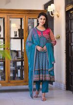Thumbnail for Juniper Women's Teal Ethnic Motif Printed Rayon Kurta Set With Thread & Mirror Work - Distacart