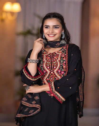 Juniper Women's Black Thread Embroidered Rayon Kurta Set With Mirror Work - Distacart