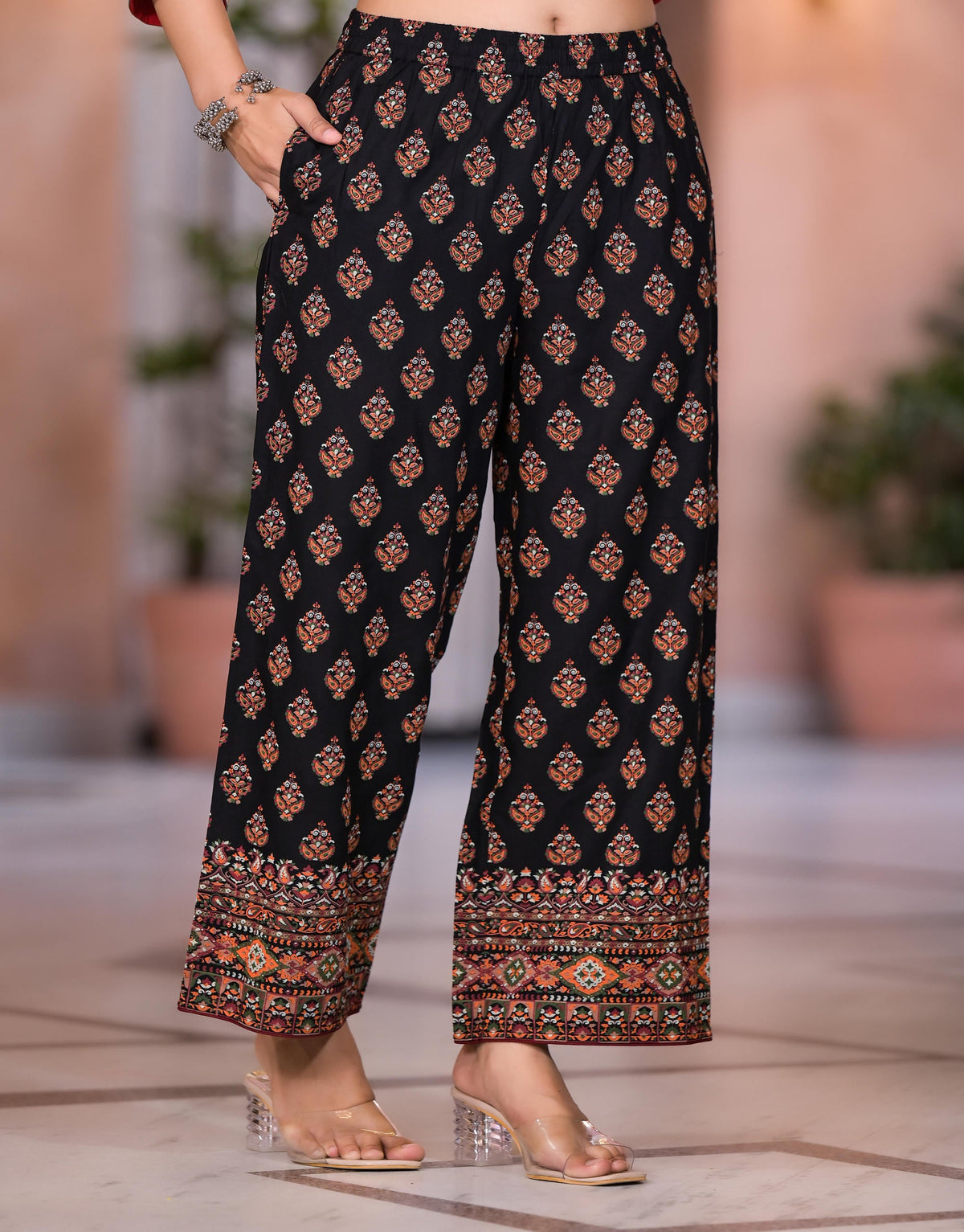 Juniper Women's Black Thread Embroidered Rayon Kurta Set With Mirror Work - Distacart