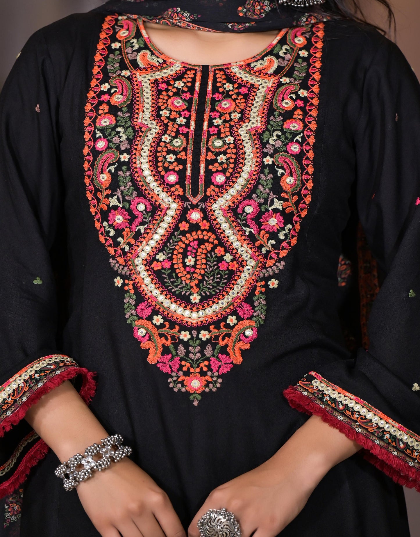 Juniper Women's Black Thread Embroidered Rayon Kurta Set With Mirror Work - Distacart