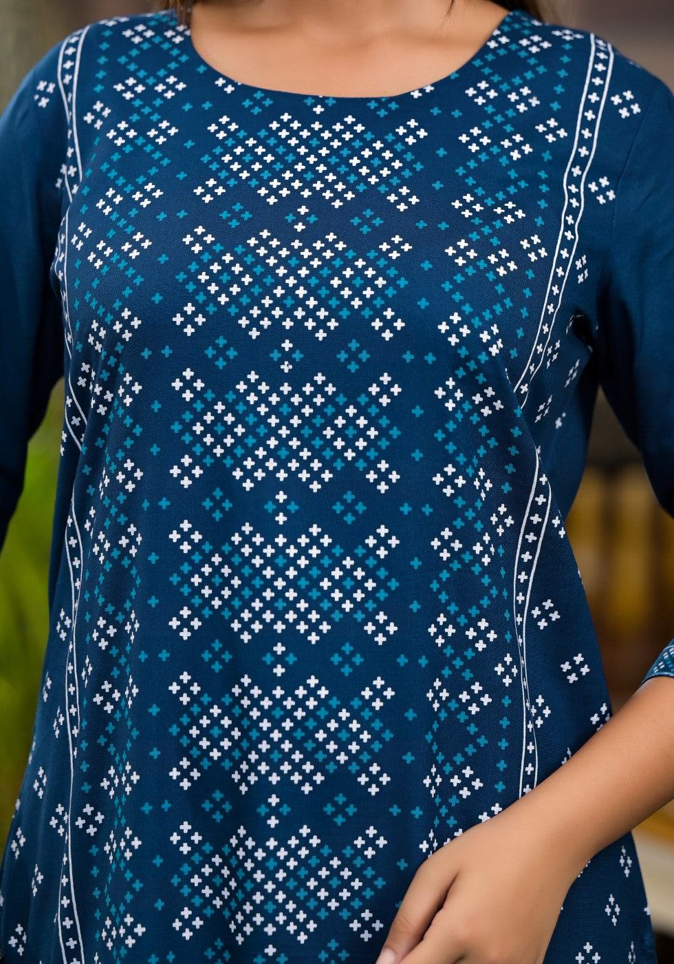 Juniper Women's Teal Ethnic Motif Printed Round Neck Rayon Kurta With Straight Hemline - Distacart