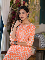 Thumbnail for Juniper Women's Orange Ethnic Motif Printed Cotton Kurta & Pant Set With Lace - Distacart