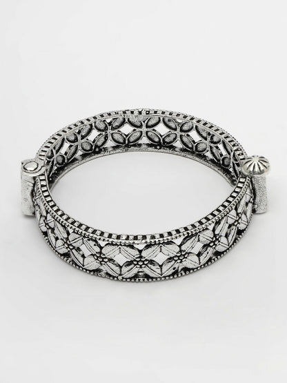 NVR Women's Silver-Toned German Silver Oxidised Kada Bangle - Distacart
