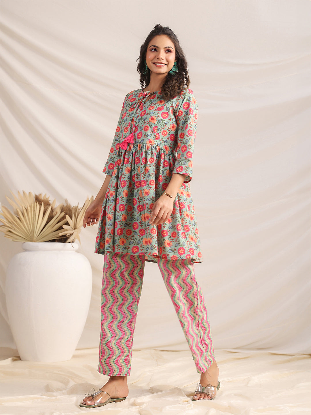Janasya Sage Cambric Floral Co-Ords - Distacart