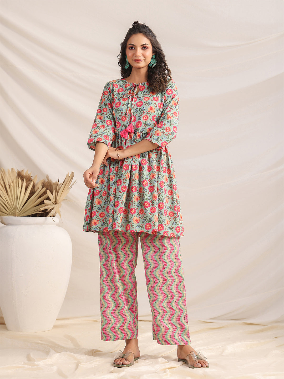 Janasya Sage Cambric Floral Co-Ords - Distacart
