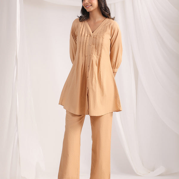 Janasya Pleated Jacquard Peach Self Design V-Neck Co-Ords - Distacart