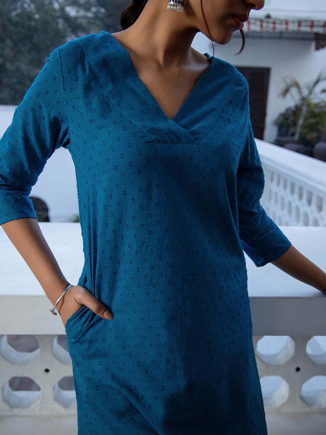 Janasya A-Line Dobby Cotton Teal Self Design V-Neck Co-Ords - Distacart