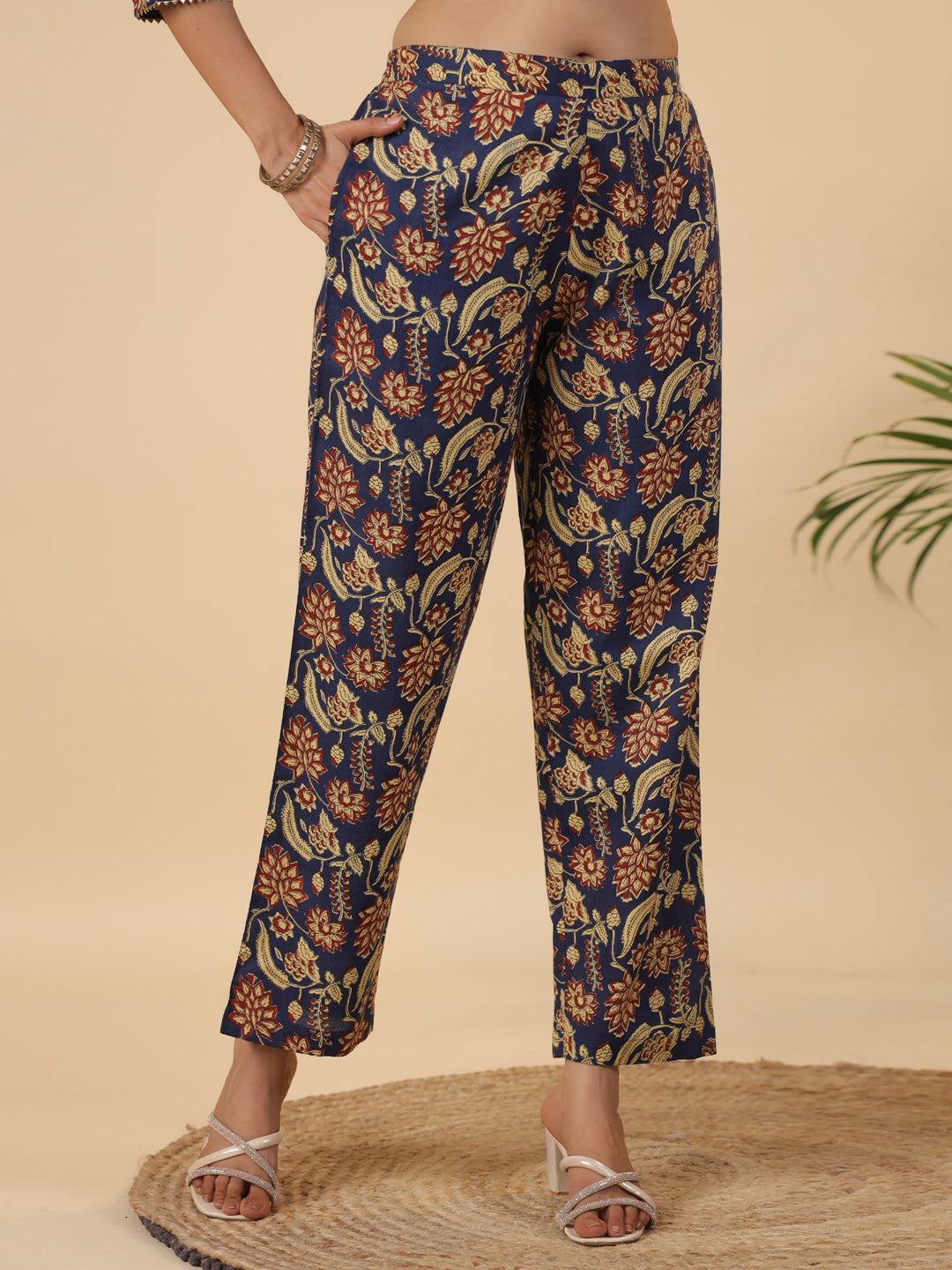 Janasya Navy Blue Cambric Ethnic Motifs Co-Ords - Distacart