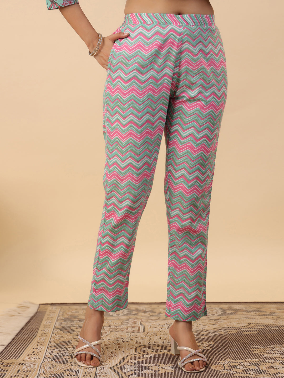 Janasya Green Cambric Ethnic Motifs Co-Ords - Distacart