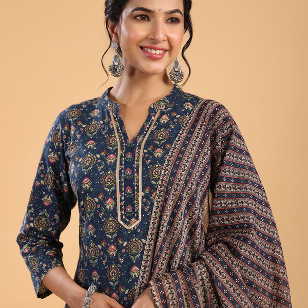 Janasya Dark Cotton Ethnic Motifs Straight Kurta Set