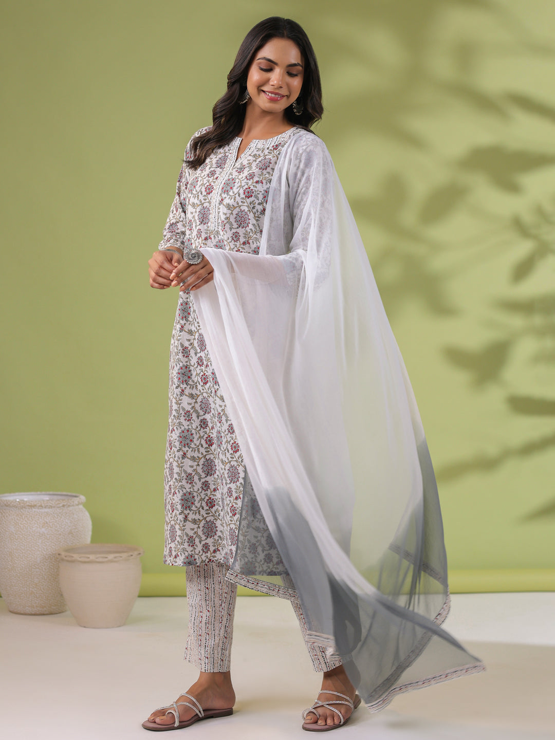 Janasya Regular Cambric White Floral Notch Neck Set - Distacart
