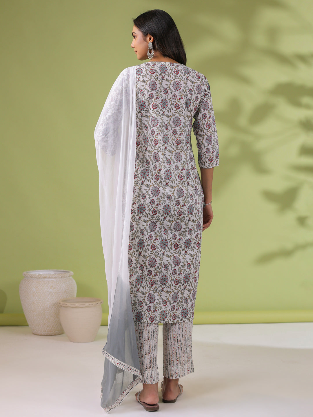 Janasya White Cambric Floral Set