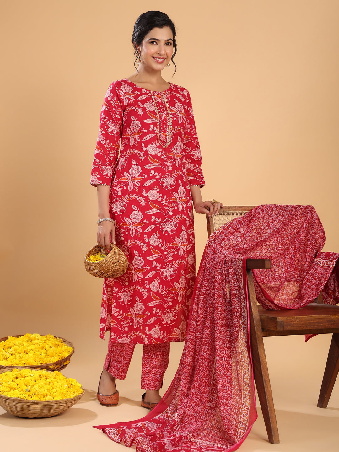 Janasya Straight Cambric Pink Floral Round Neck Set - Distacart