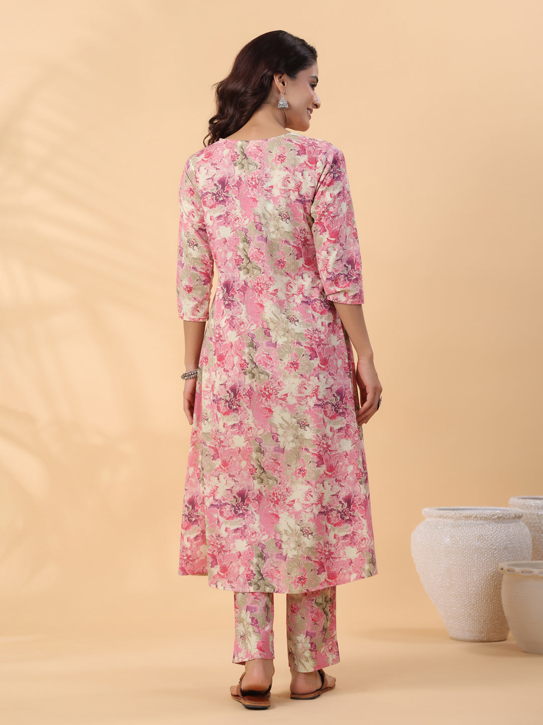 Janasya Gathered Cambric Cream Abstract V-Neck Kurta & Bottom - Distacart