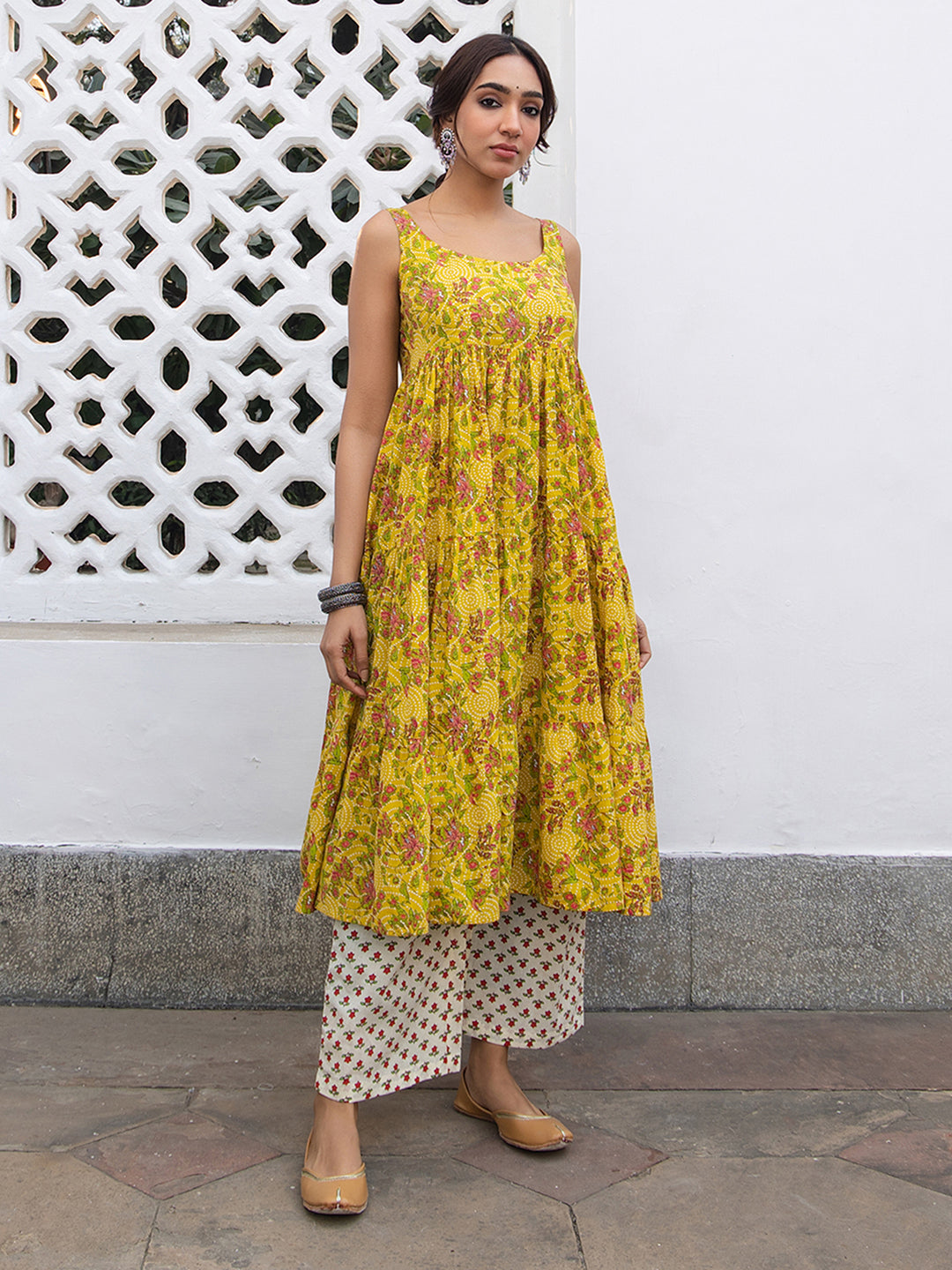 Janasya Bright Cotton Floral Gathered Kurta Set