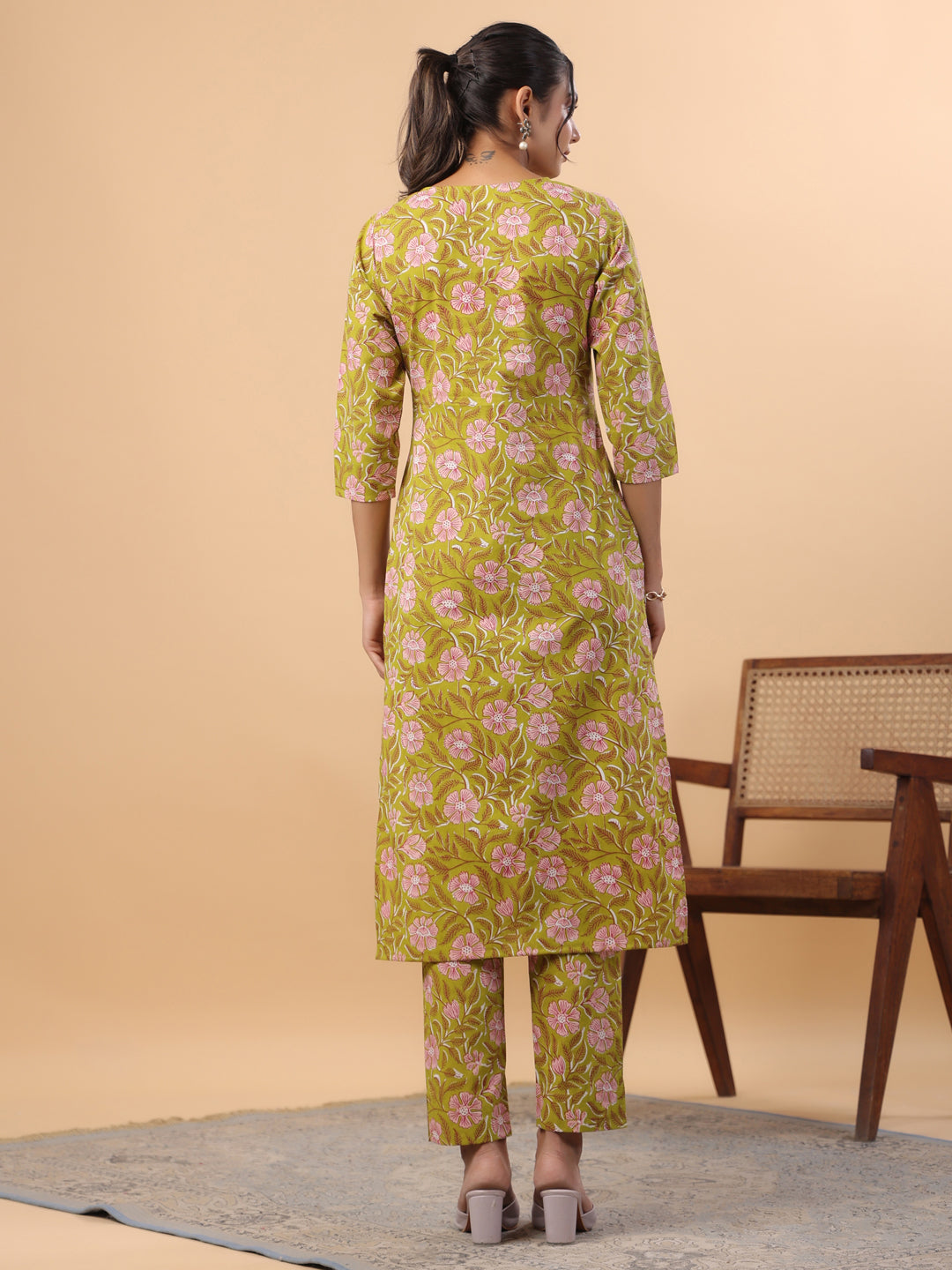 Janasya Regular Cambric Lime Green Floral Round Neck Kurta & Bottom - Distacart