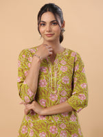 Thumbnail for Janasya Lime Green Cambric Floral Kurta & Bottom
