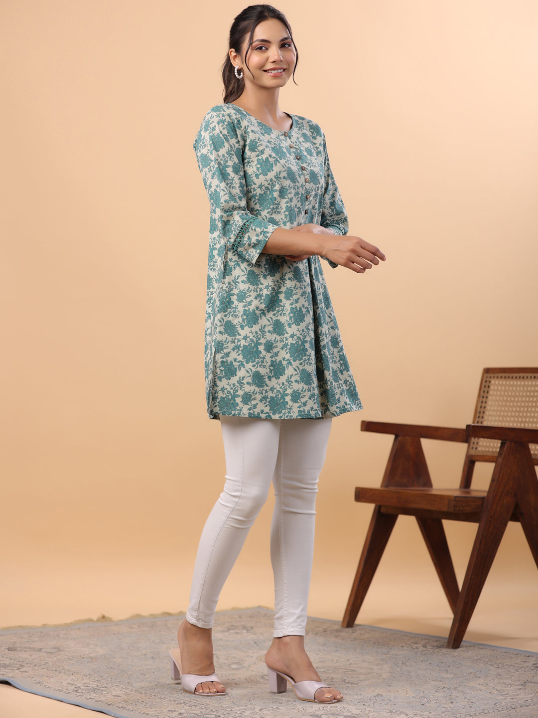 Janasya Sage Cambric Floral Tunic
