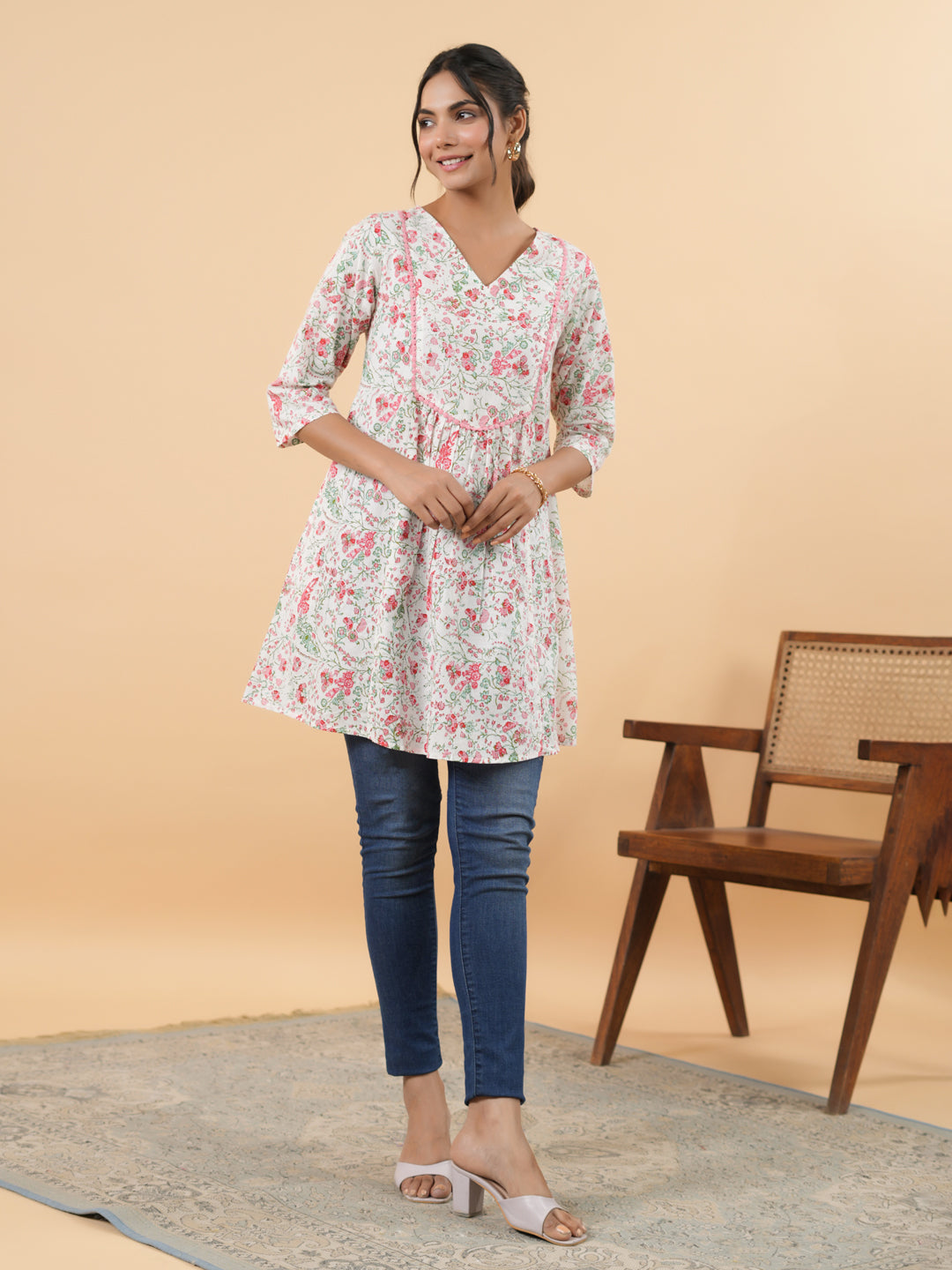 Janasya Light Floral A-Line Tunic