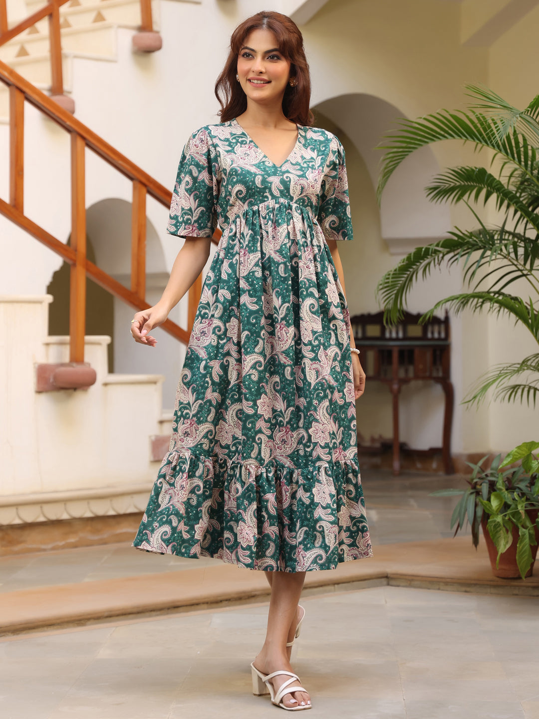 Janasya Dark Cotton Floral Tiered Dress