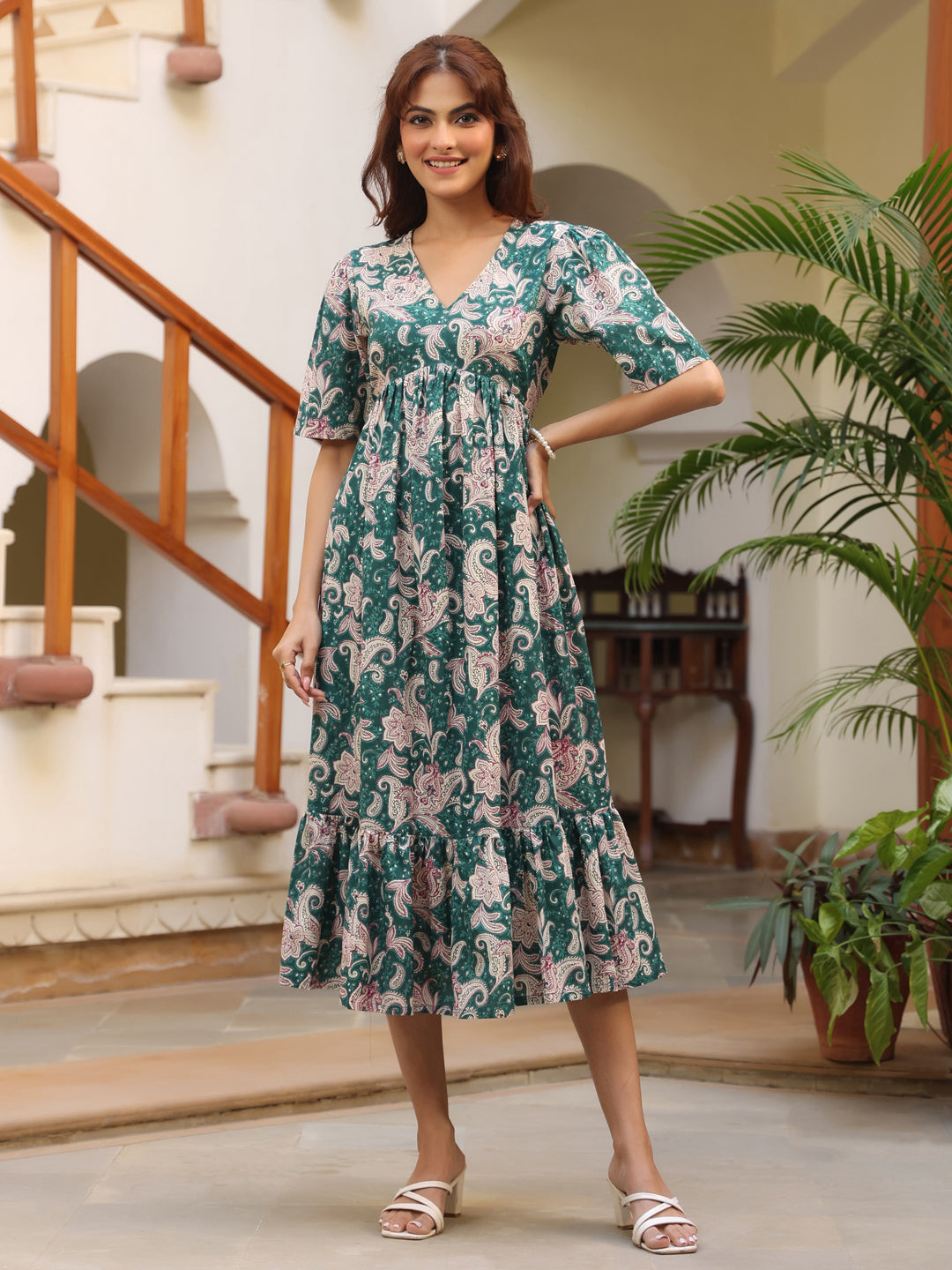 Janasya Dark Cotton Floral Tiered Dress