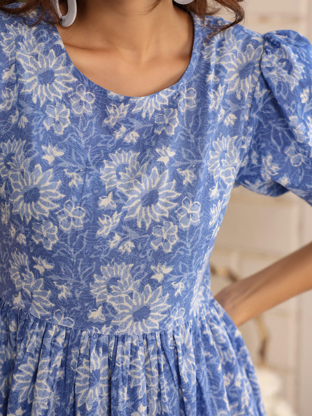 Janasya Light Cotton Floral Tiered Dress