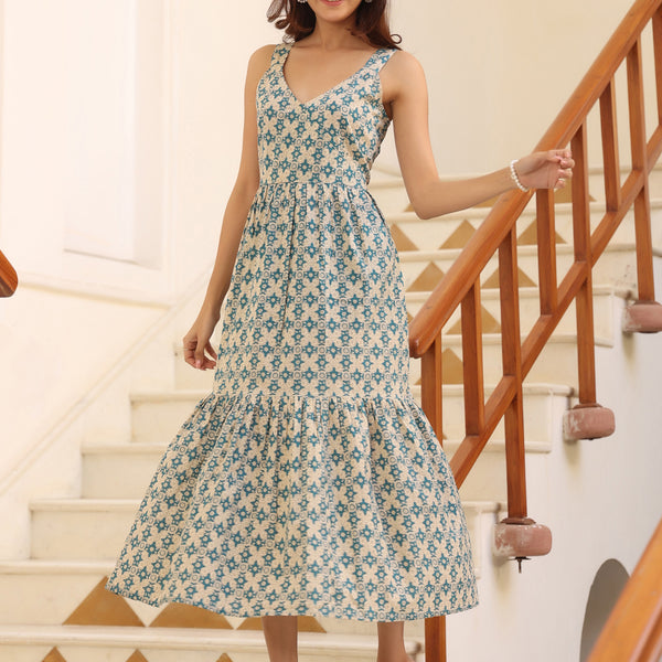 Janasya Light Cotton Ethnic Motifs Tiered Dress