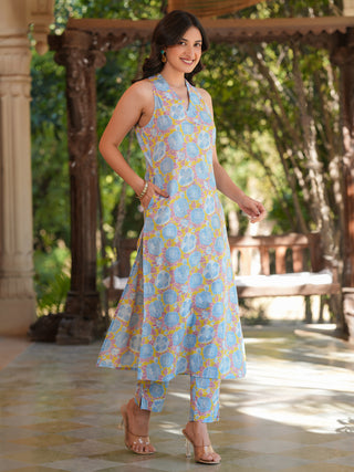 Janasya Light Cotton Floral Straight Kurta Set