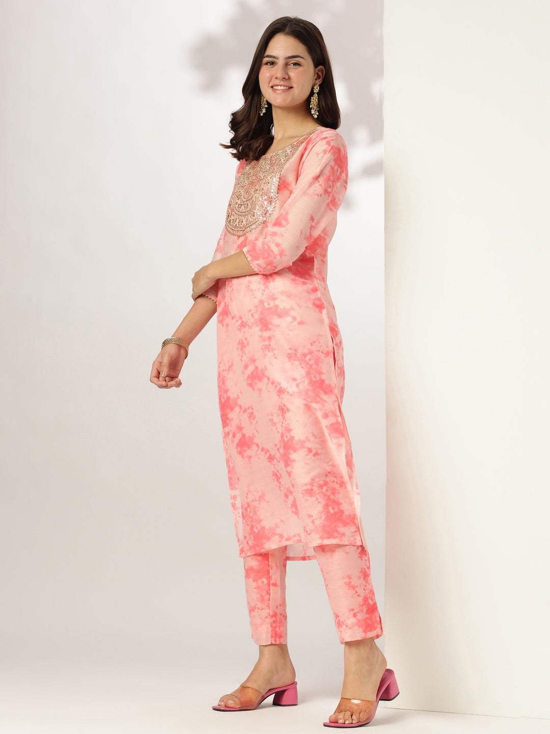 Janasya Light Silk Blend Tie & dye Straight Kurta Set