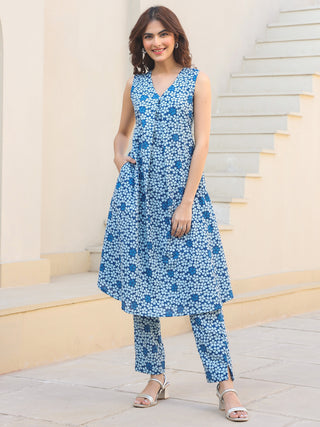 Janasya Dark Cotton Floral A-Line Kurta Set