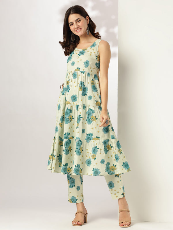 Janasya Light Cotton Floral Tiered Kurta Set