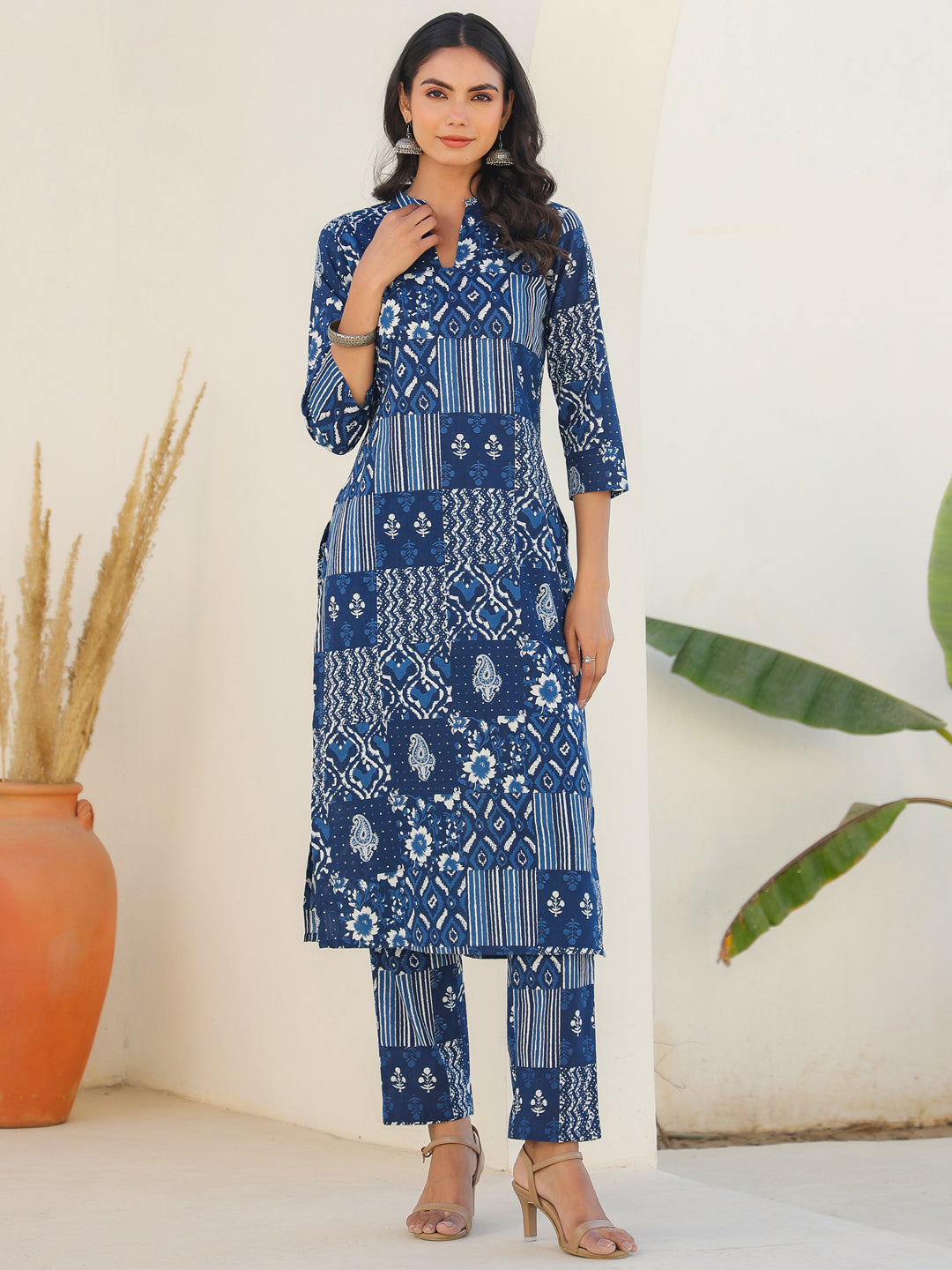 Janasya Dark Cotton Ethnic Motifs Straight Kurta Set