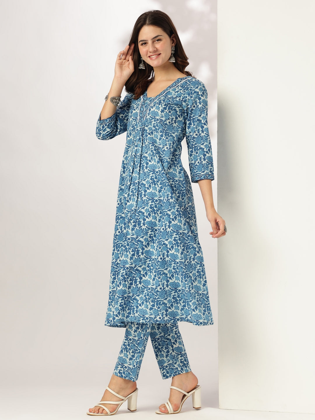 Janasya Dark Cotton Floral A-Line Kurta Set - Distacart