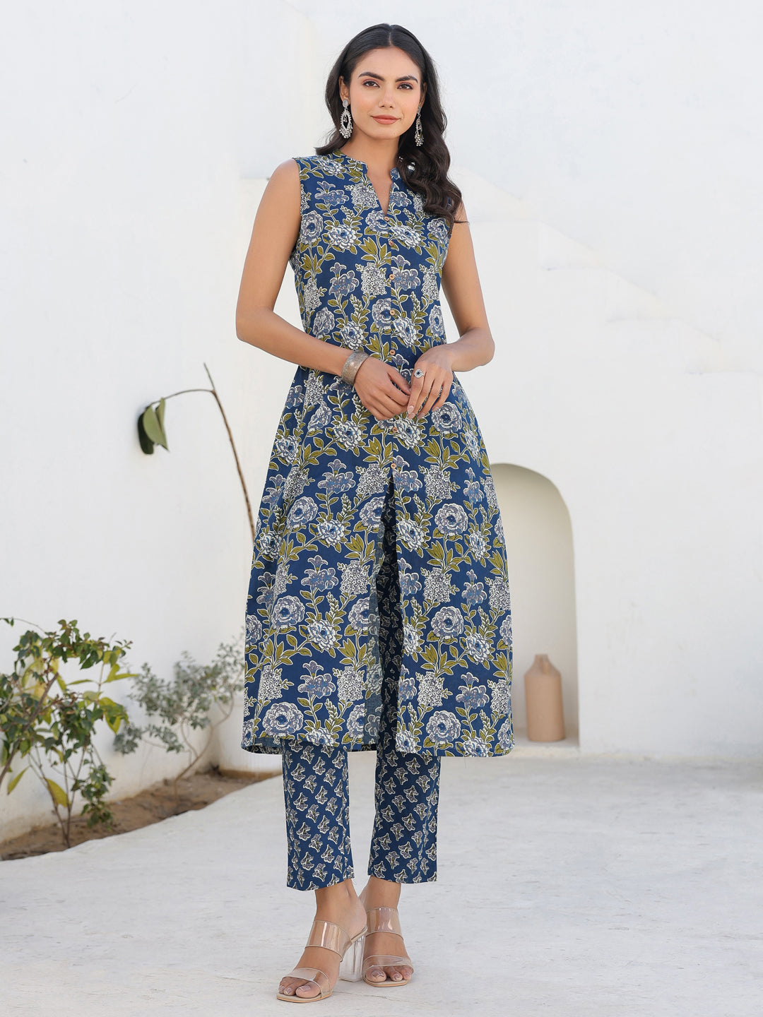 Janasya Dark Cotton Floral A-Line Kurta Set