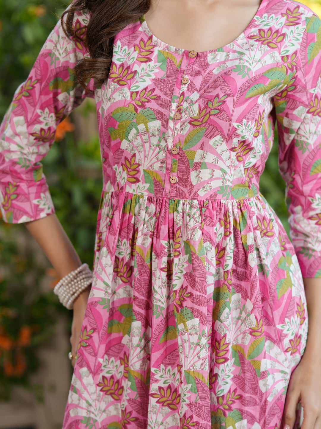 Janasya Bright Cotton Floral A-Line Kurta