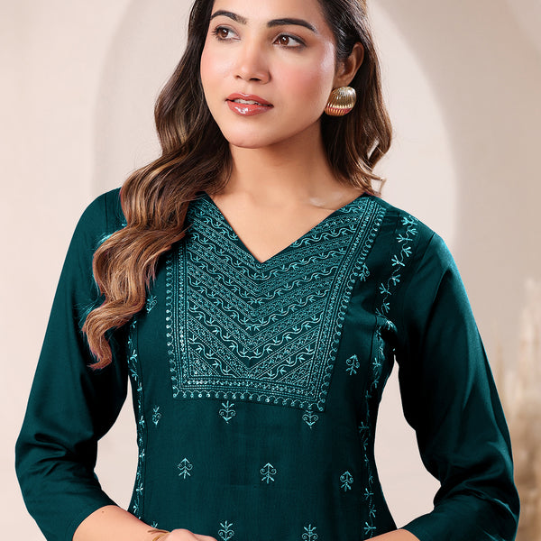 Janasya Dark Rayon Embroidered Straight Kurta