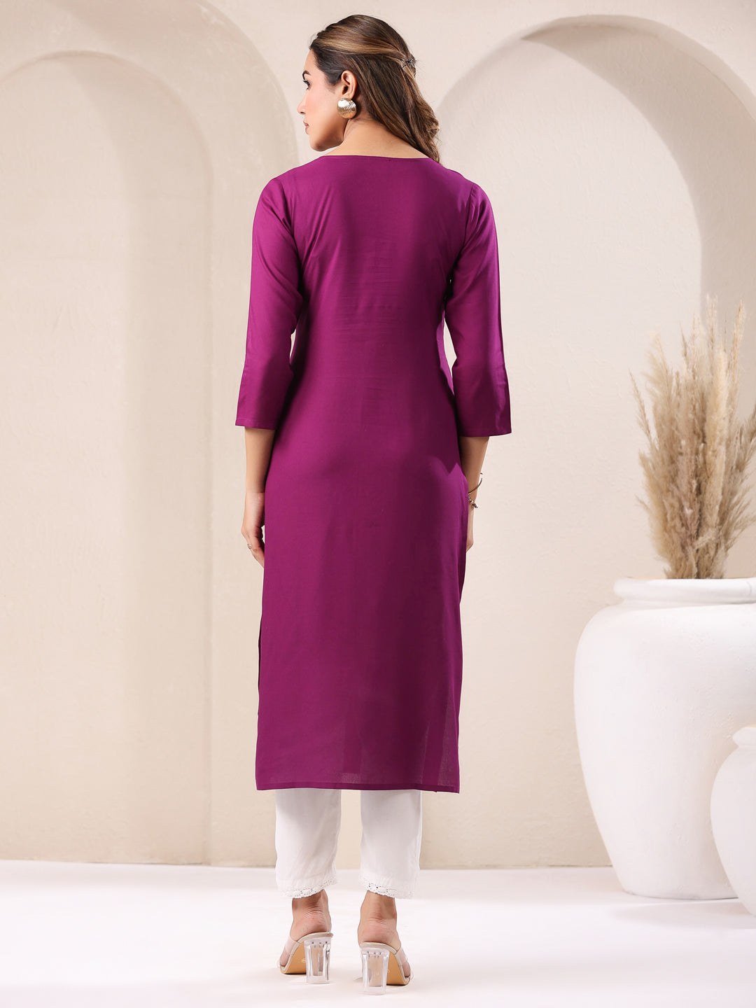 Janasya Dark Rayon Embroidered Straight Kurta